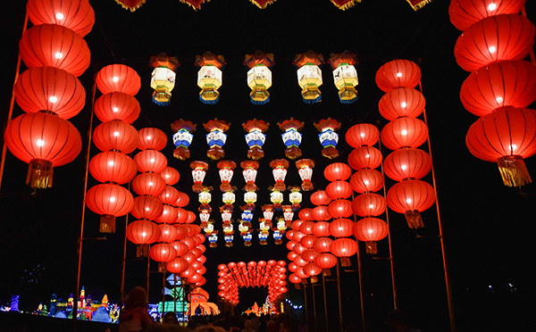 lantern tunnel